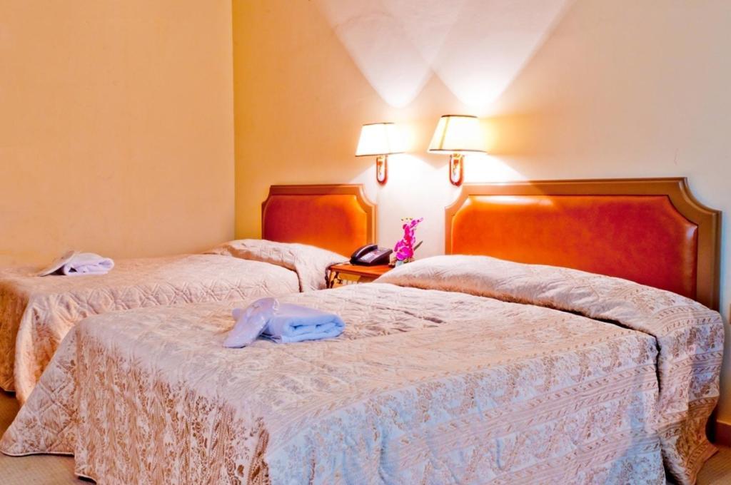 Savannah Hotel & Casino Paramaribo Zimmer foto